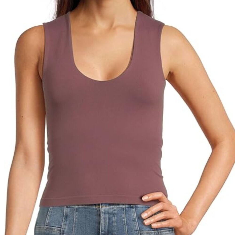 Clean Lines Tank - Picture 1 of 1